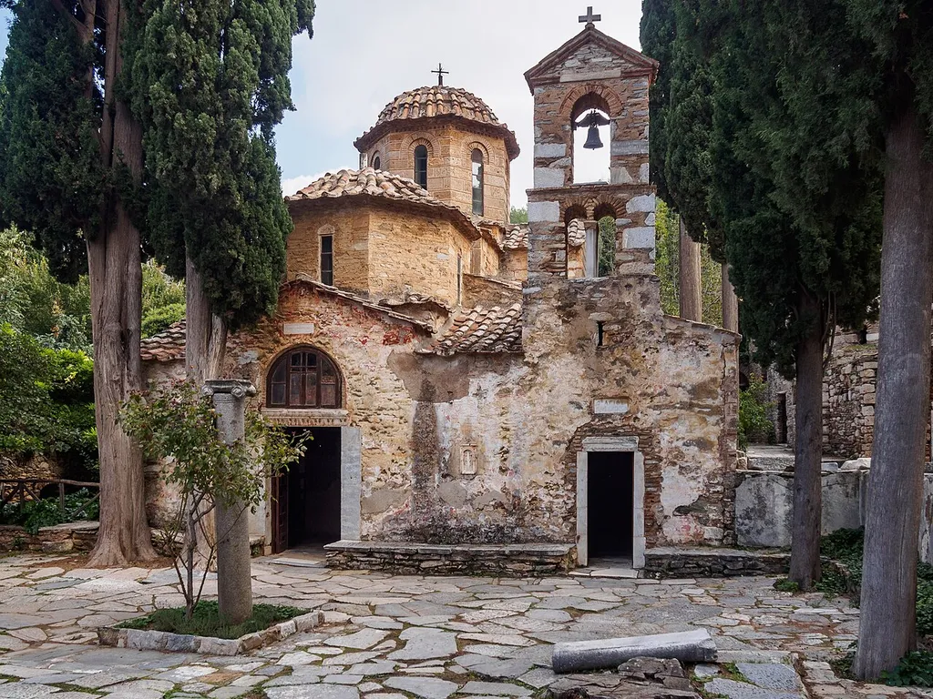 The katholikon (church) of Kaisariani monatery, dating from the 11th century.