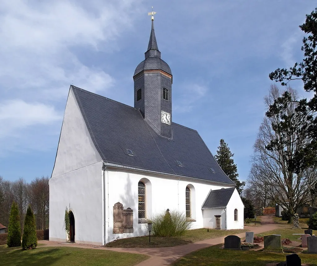 17.03.2015 09629 Dittmannsdorf (Reinsberg): Dorfkirche Dittmannsdorf (GMP: 51.000388,13.395301). Erbaut wurde sie 1594 anstelle einer älteren, baufälligen Kirche. Umbauten und Erweiterungen gab es u.a. 1736, 1758, 1797 und 1887. Sicht von Südwesten. [SAM8856.JPG]20150317140DR.JPG(c)Blobelt