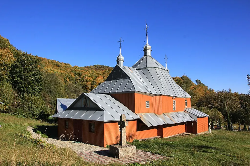 Дерев'яна церква Св. Івана Сучавського 1792р. с. Виженка, Вижницького району