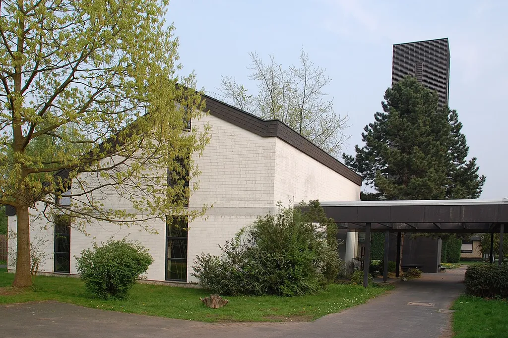 Auferstehungskirche, Köln-Sürth