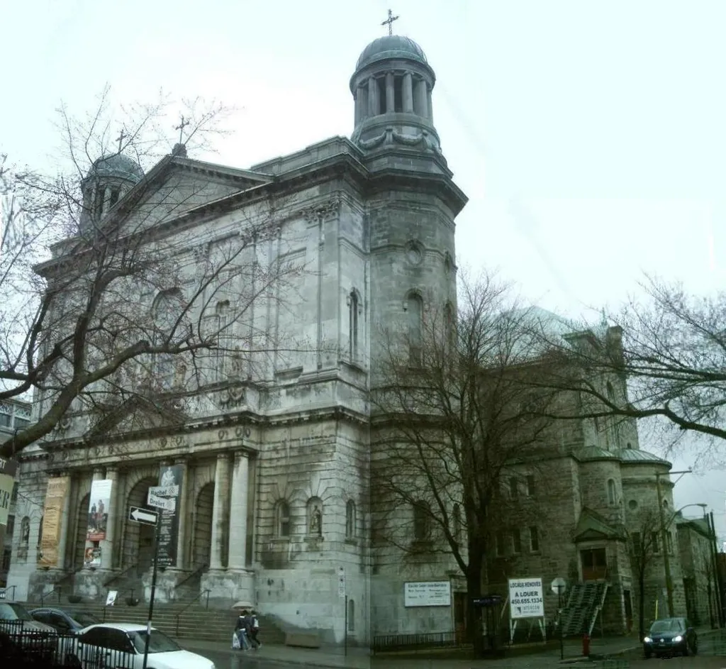 L'Église Saint-Jean-Baptiste de Montréal, sur la rue Rachel, à l'angle de la rue Drolet