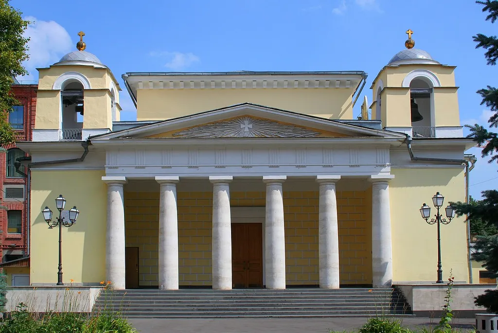 Kirche des Hl. Ludwig von Frankreich in Moskau