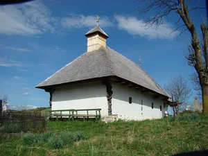 Archangels' wooden church in Sângătin, Sibiu