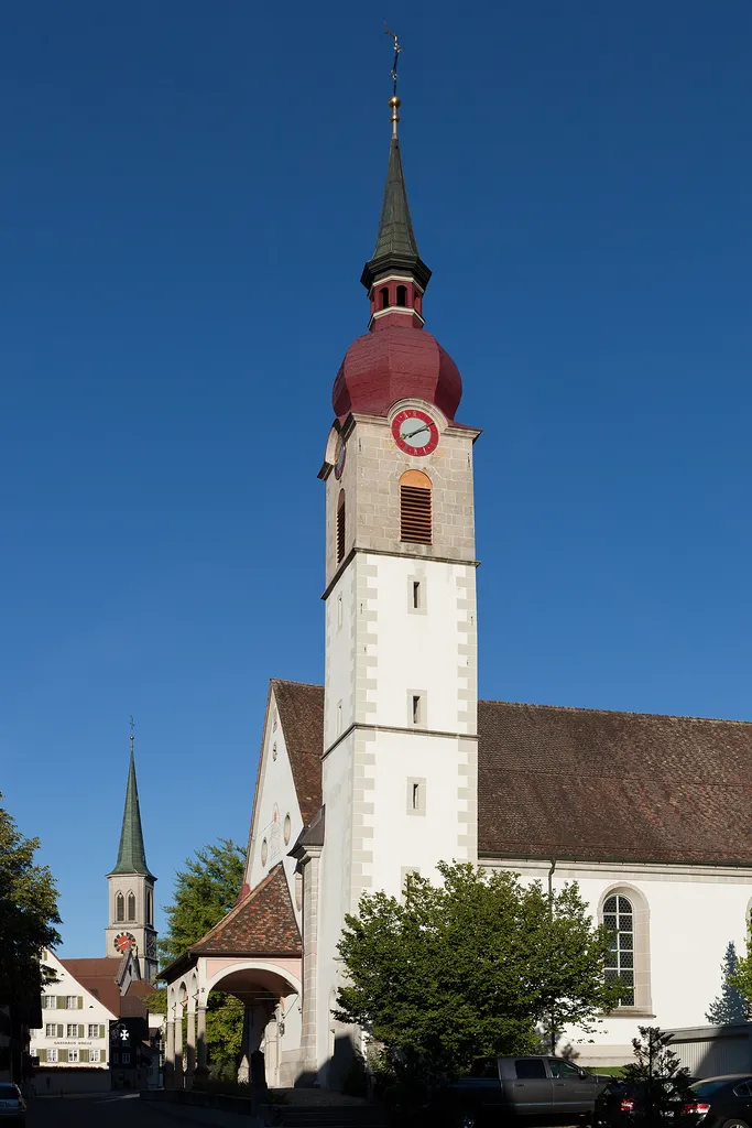 Katholische Marienkirche, die alte Pfarrkirche in Unterägeri (ZG)