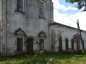 Holy Trinity church, Borok