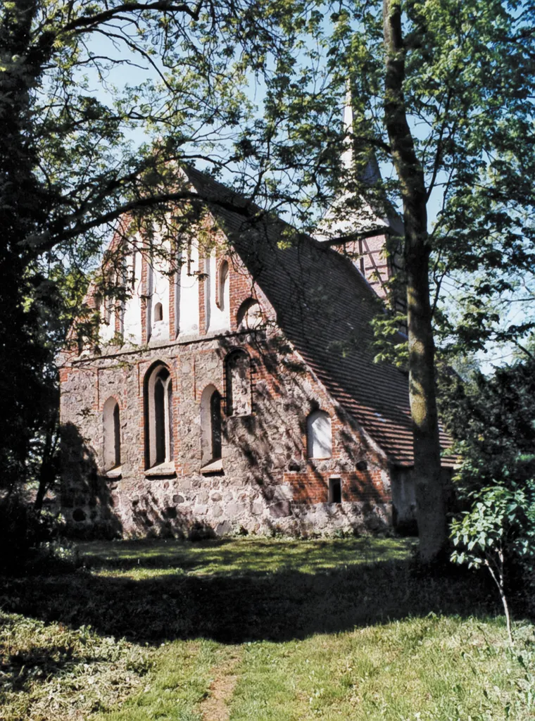 Dorfkirche in Vipperow (Mecklenburg-Vorpommern)