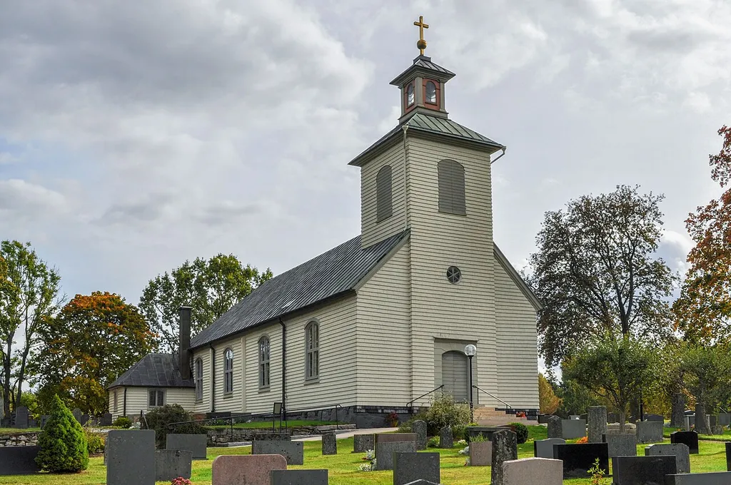 Härlunda church - kyrka