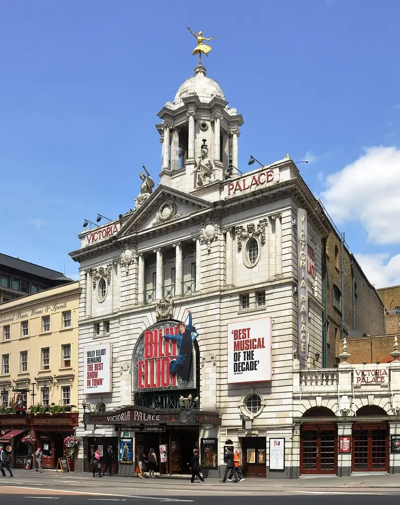 Victoria Palace Theatre