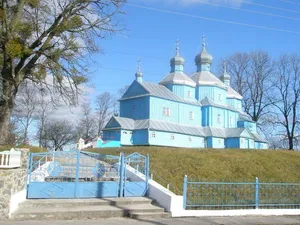 Staryi Kryvyn church