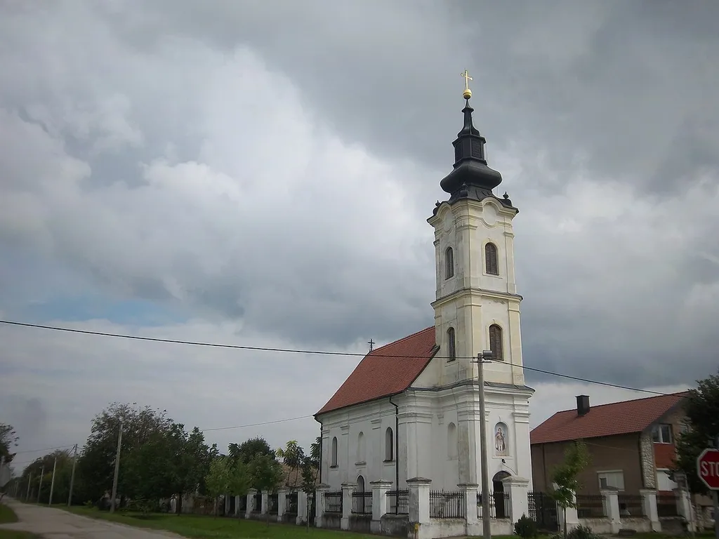 Српска православна црква у Товарнику