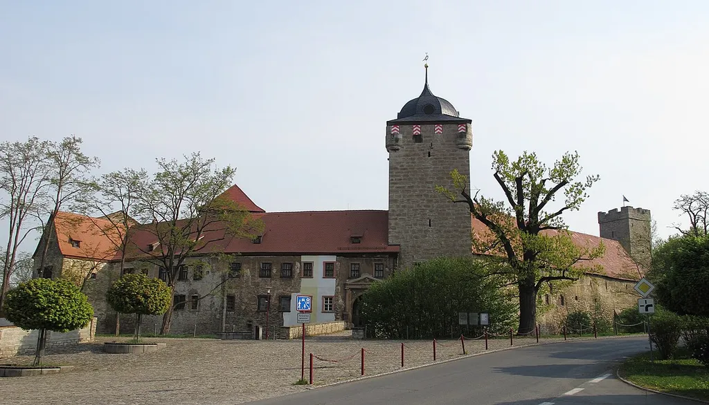Moated Castle in Kapellendorf (Thüringen, Germany), total view from the entrance side