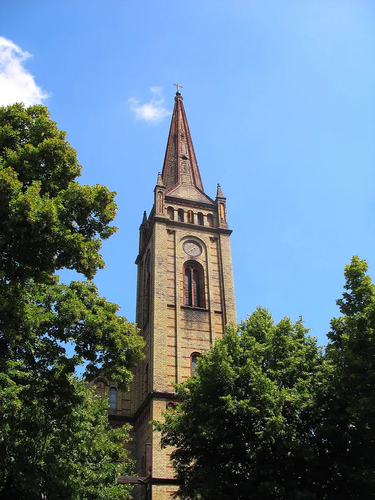 Inowrocław - kościół p.w. św. Krzyża (zabytek nr rejestr. A/1120)