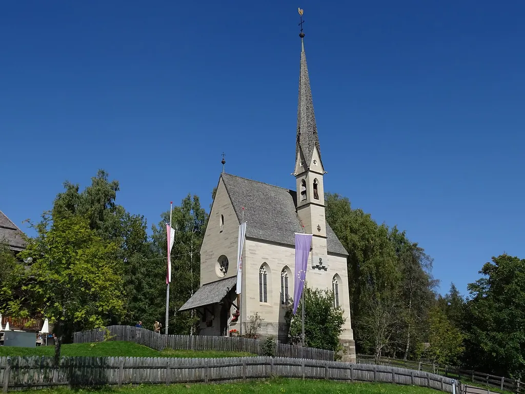Kematen (Ritten, South Tyrol, Italy), Holy Cross church This picture was uploaded via web-app "Wiki Loves Monuments Italia".