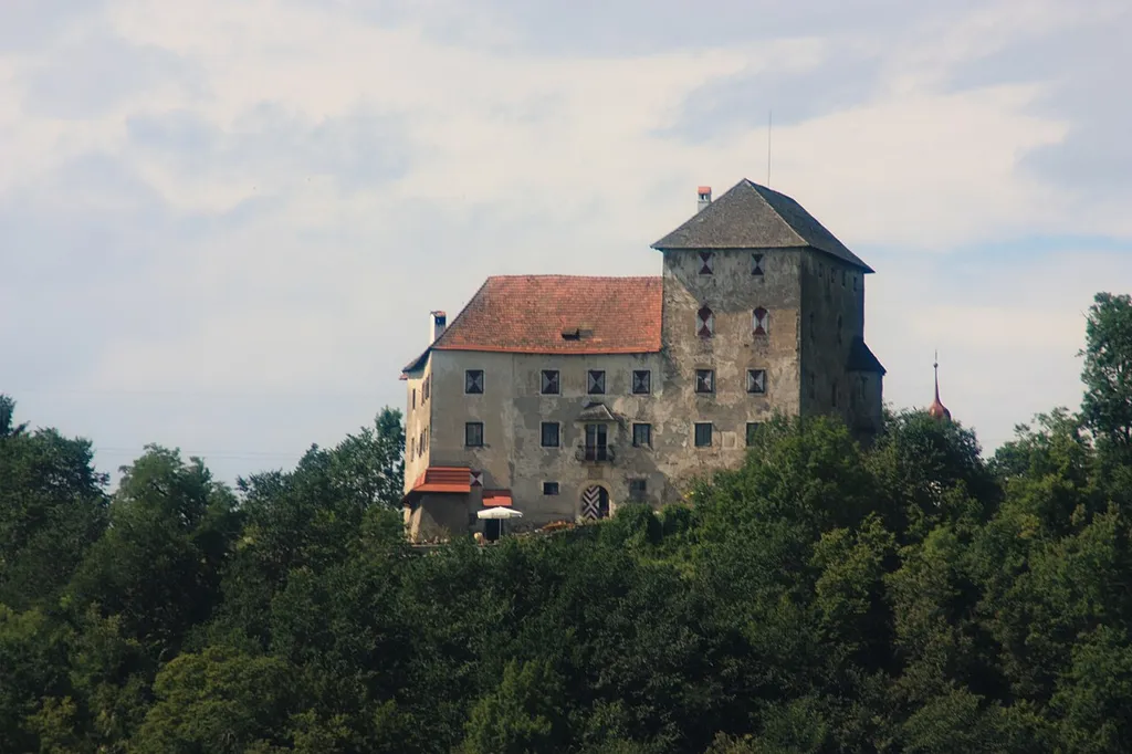Neudenstein castle Locality:Neudenstein Community:Völkermarkt
