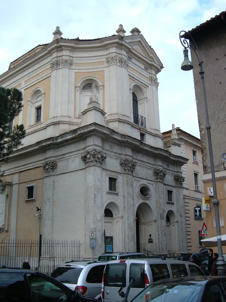 Chiesa di Santa Rita da Cascia, chiesa sconsacrata di Roma, nel rione Sant'Angelo. Foto personale.