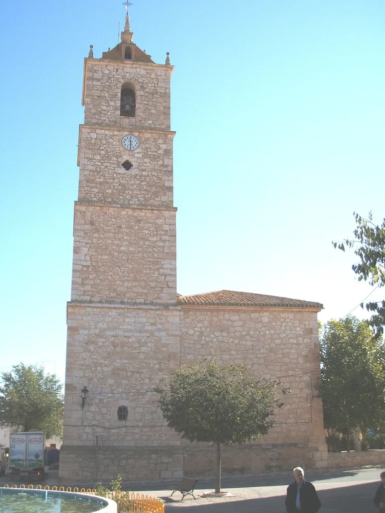 iglesia de Cenizate