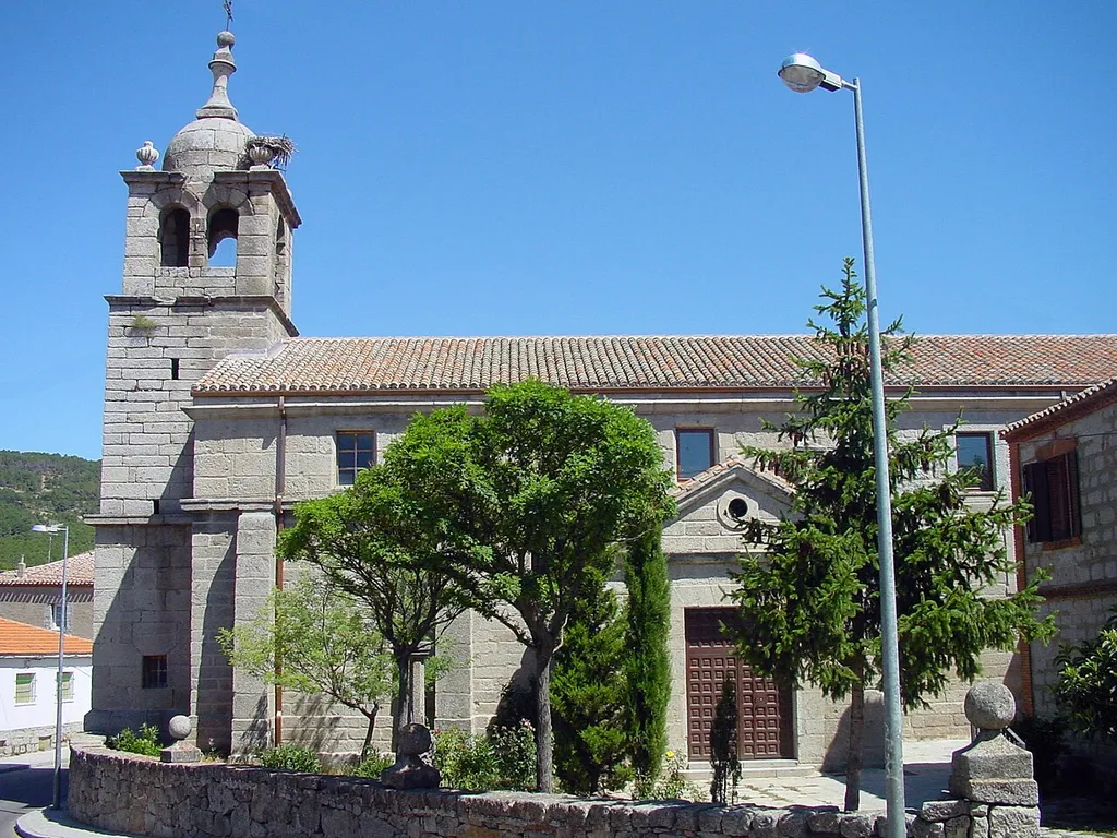 Iglesia en Zarzalejo.