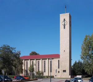 Christkönigskirche (Leuna)