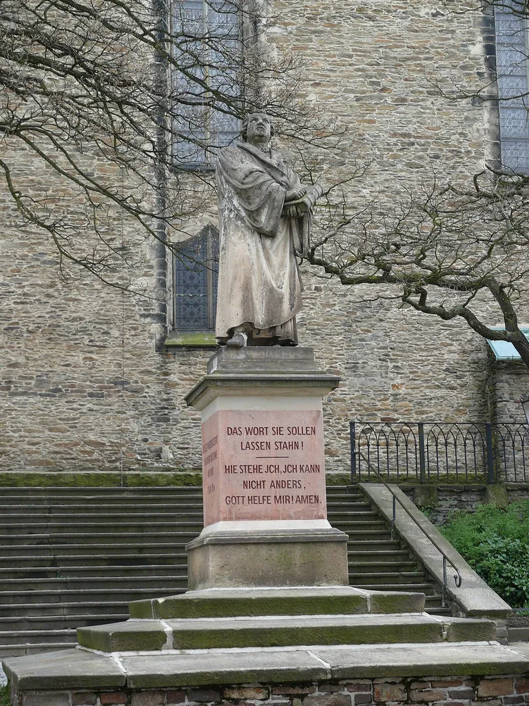 Statue of Martin Luther by Völker after Ernst Rietschel