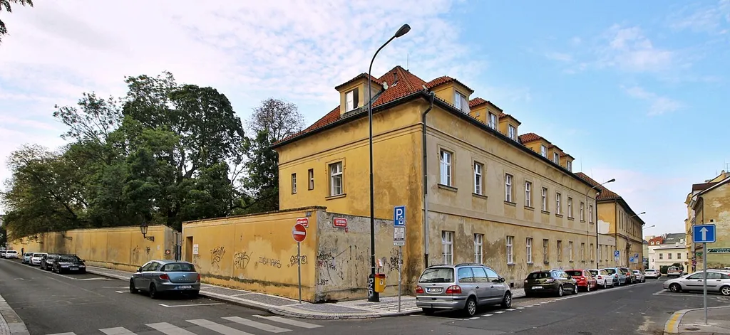 Klášter augustiniánek při kostele sv. Kateřiny v Praze-Novém Městě
