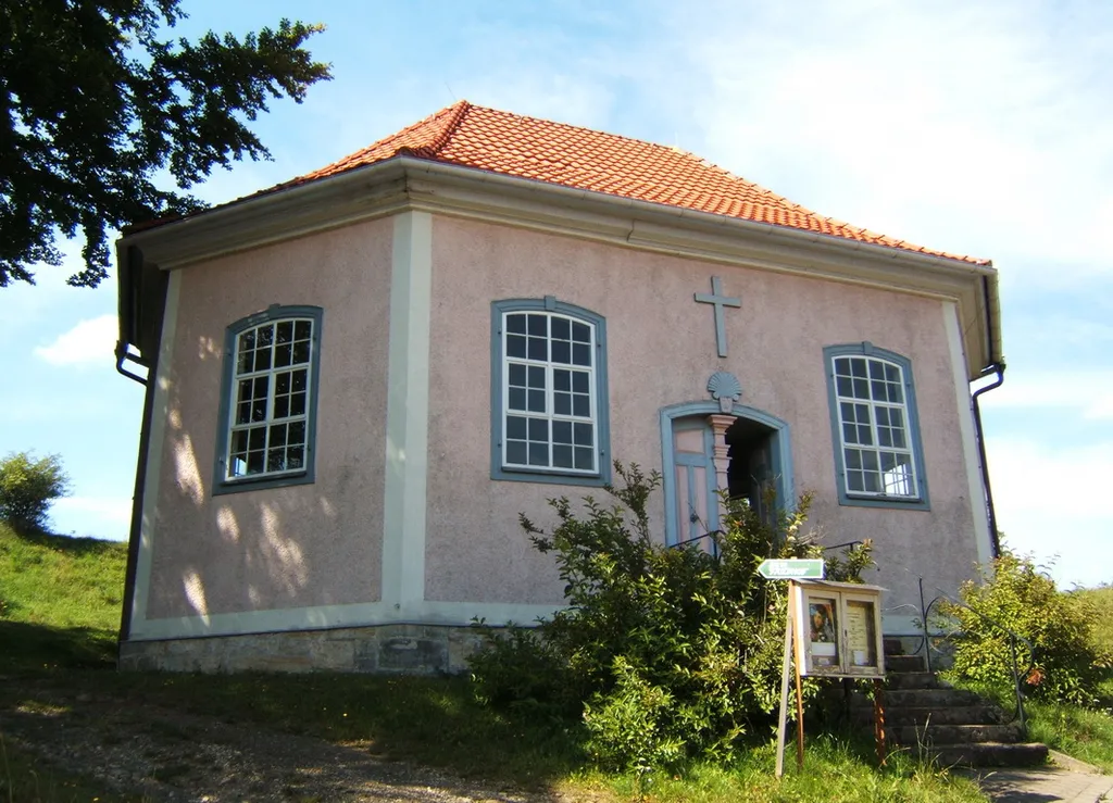 Achteckige Kirche in Geba