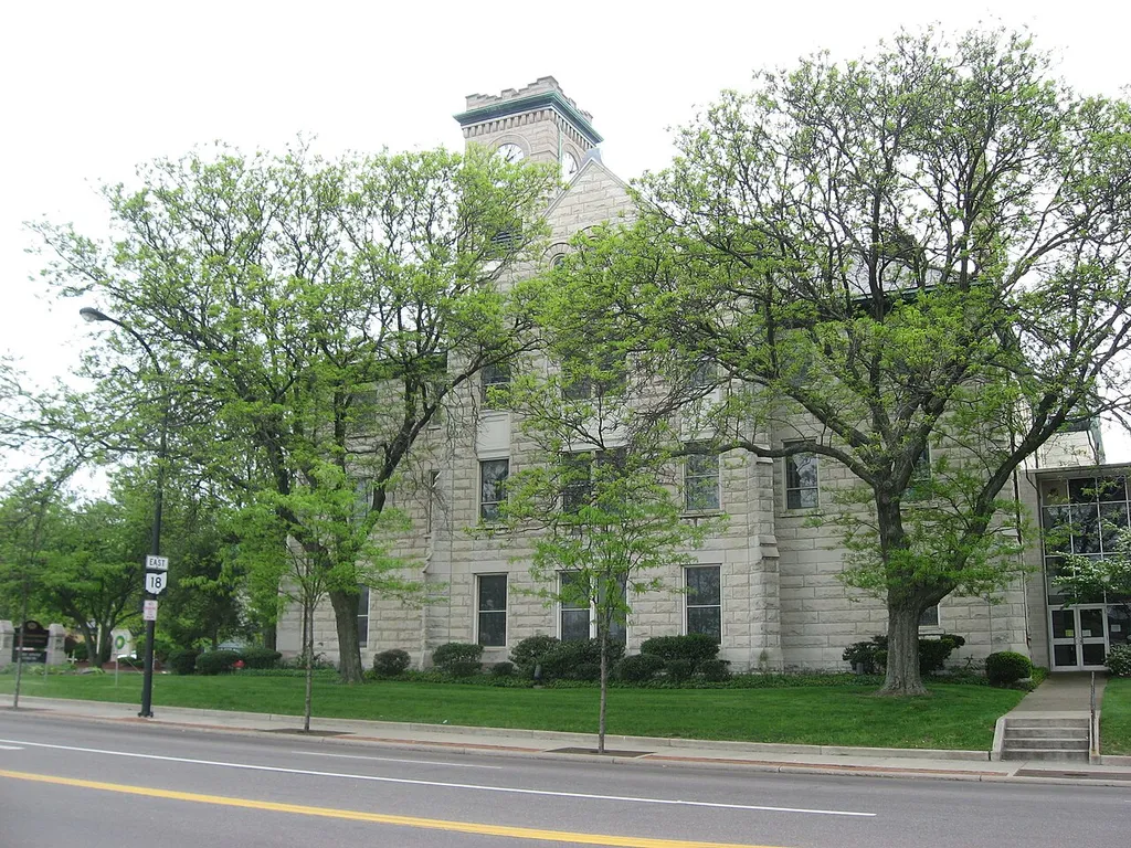 Front of First Congregational Church, located at 292 E. Market Street (State Route 18) in Akron, Ohio, United States. Built in 1910, it is listed on the National Register of Historic Places.