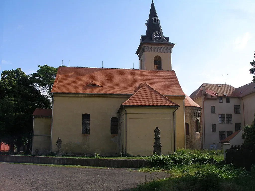 Údlice - the Southern view of the church