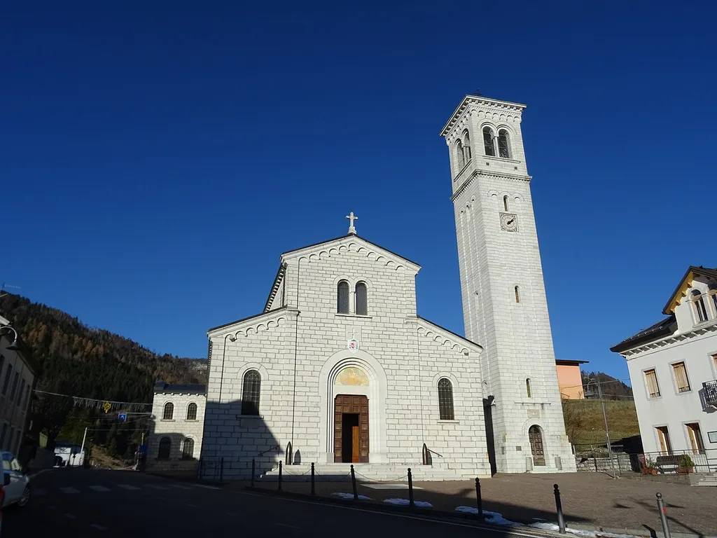 Foza (Veneto, Italy), Santa Maria Assunta church
