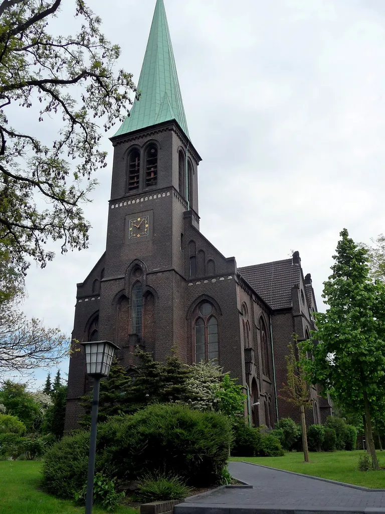 Ev. Auferstehungskirche Oberhausen-Osterfeld
