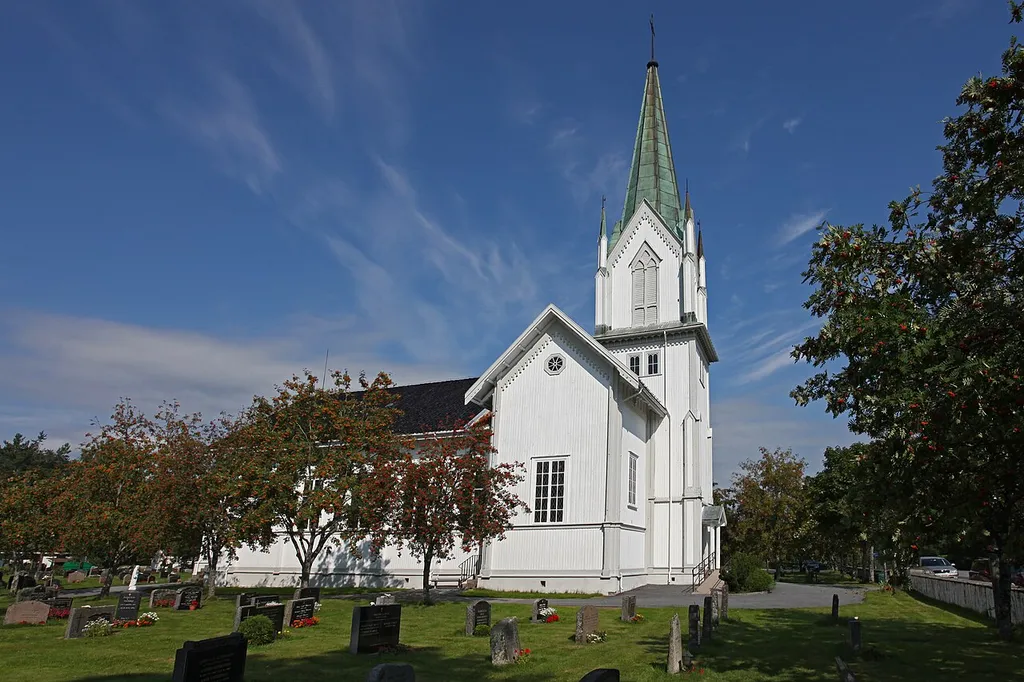 Picture of Bakke church (Øvre Eiker, Buskerud - Norway)