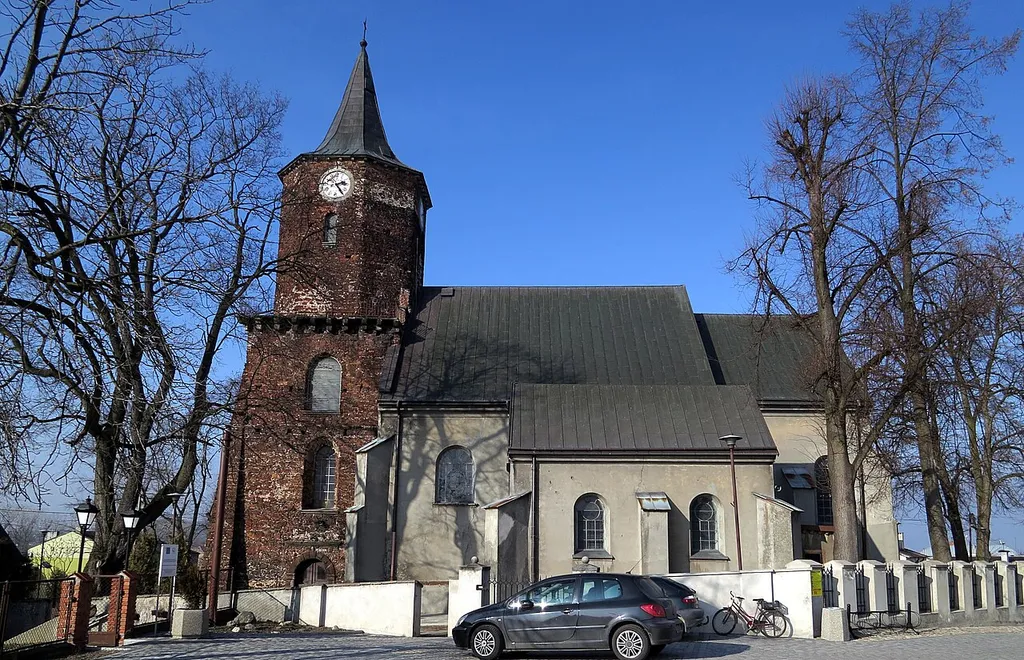 Przedbórz, kościół par. pw. św. Mikołaja, 1341, 1695