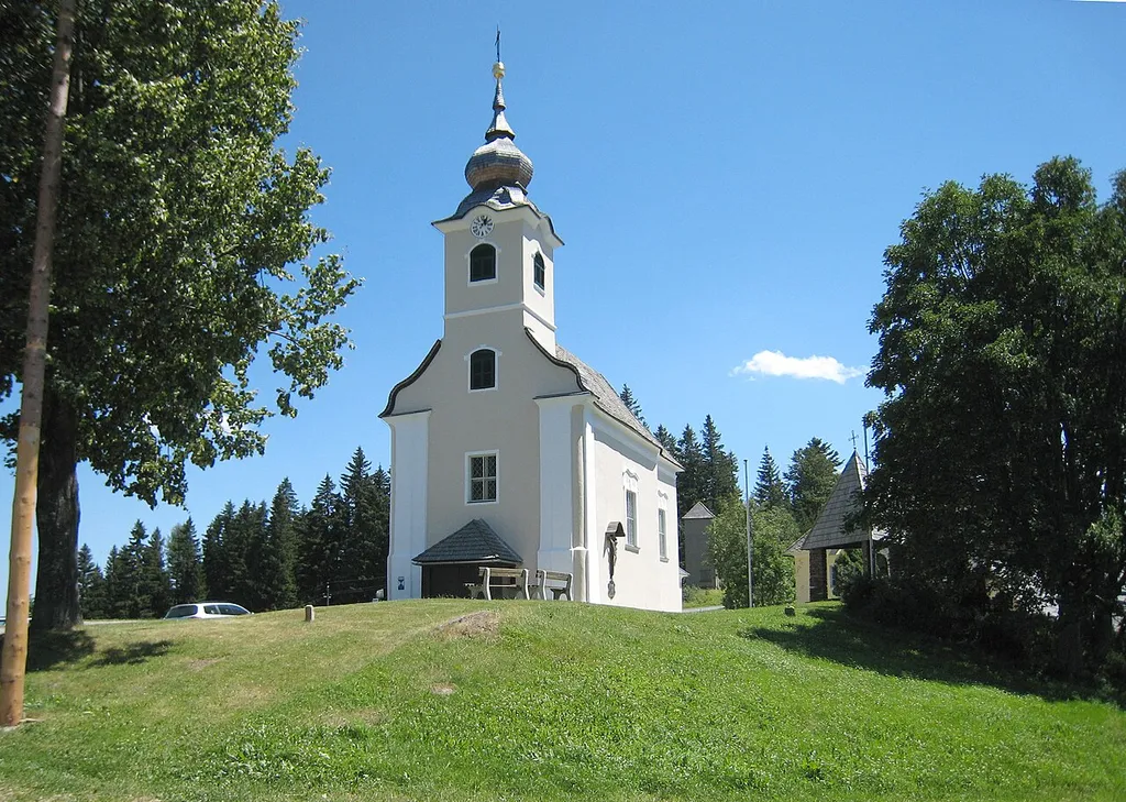 Katholische Pfarrkirche Mariae Namen