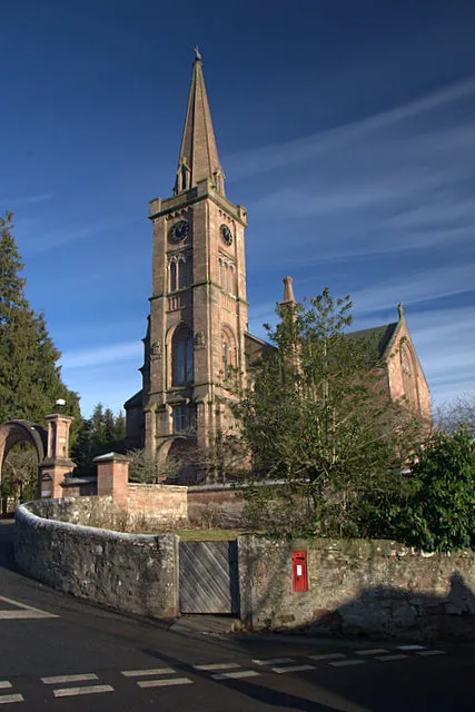 Alyth parish church