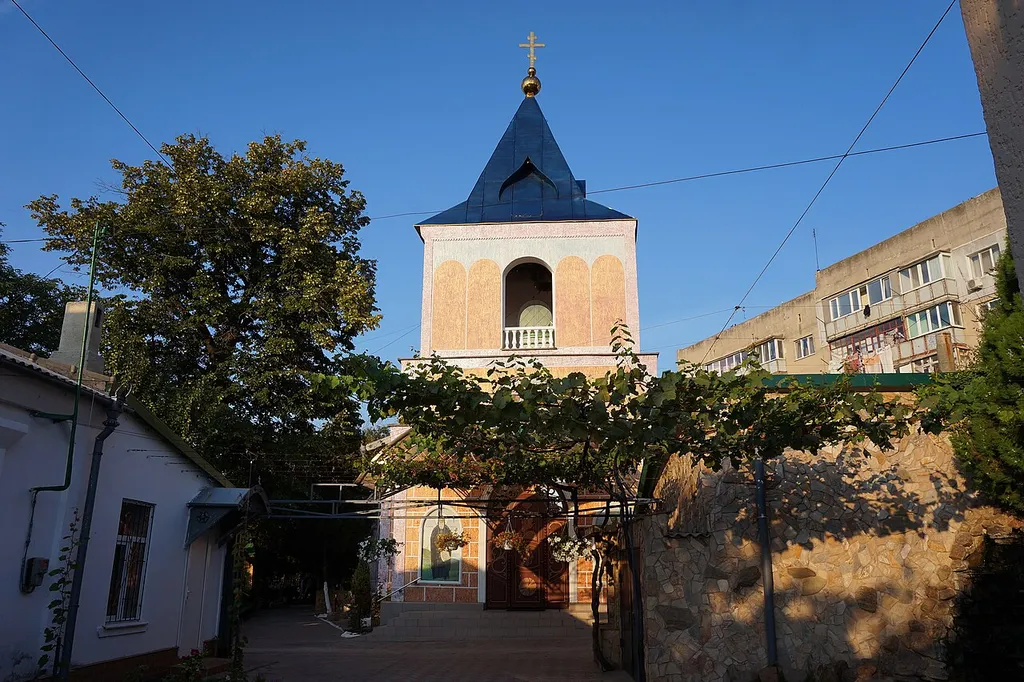 Свято-Георгіївська церква (болгарська), Білгород-Дністровський, вул. Свято-Георгіївська, 42 ріг вул. Кишинівської