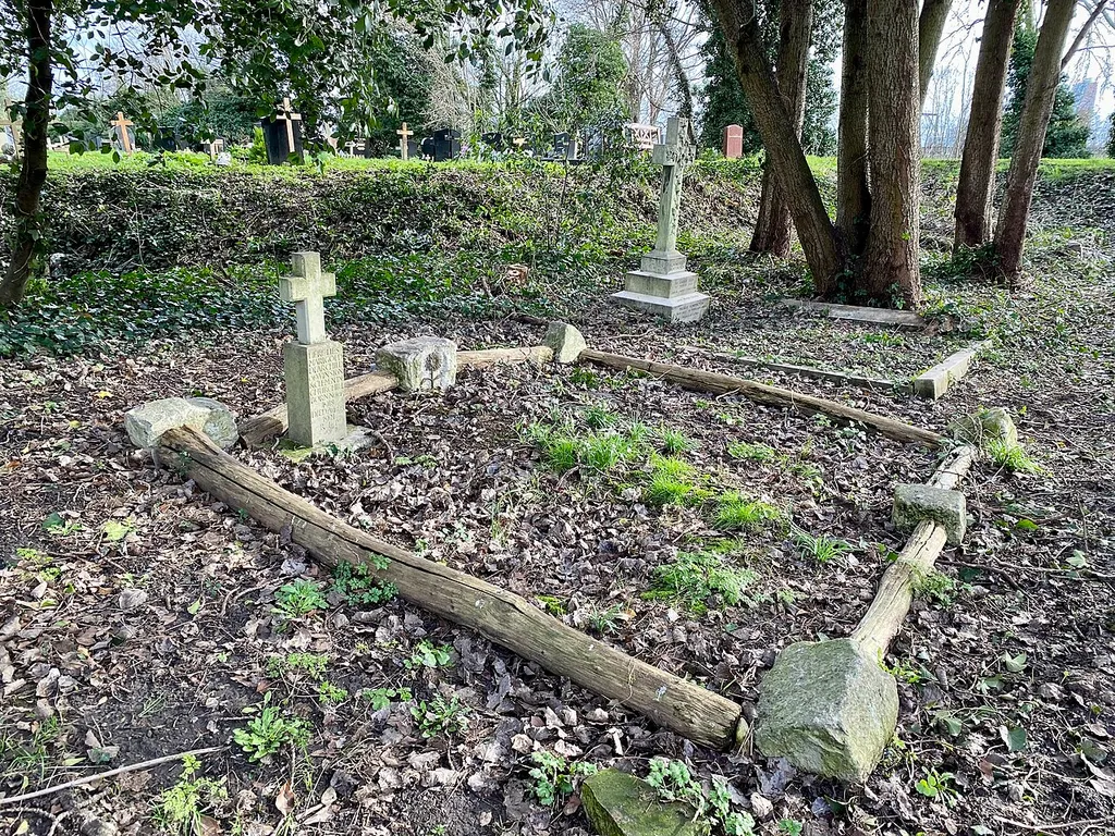 Tomb of Marigold Churchill, Kensal Green Cemetery, February 2024 .mw-parser-output .messagebox{margin:4px 0;width:auto;border-collapse:collapse;border:2px solid var(--border-color-progressive,#6485d1);background-color:var(--background-color-neutral-subtle,#fbfcff);color:var(--color-base,#202122);box-sizing:border-box;border-inline-start-width:8px}.mw-parser-output .messagebox.mbox-small{font-size:88%;line-height:1.25em}.mw-parser-output .mbox-warning,.mw-parser-output .mbox-speedy{border:2px solid var(--border-color-error,#b22222);background:var(--background-color-error-subtle,#ffdbdb);border-inline-start-width:8px}.mw-parser-output .mbox-serious,.mw-parser-output .mbox-delete,.mw-parser-output .mbox-stop{border:2px solid var(--border-color-error,#b22222);border-inline-start-width:8px}.mw-parser-output .mbox-issue,.mw-parser-output .mbox-content{border:2px solid #f28500;background:var(--background-color-warning-subtle,#ffe);border-inline-start-width:8px}.mw-parser-output .mbox-query,.mw-parser-output .mbox-style{border:2px solid #f4c430;background:var(--background-color-warning-subtle,#ffe);border-inline-start-width:8px}.mw-parser-output .mbox-shit{border:2px solid #960;border-inline-start-width:8px}.mw-parser-output .mbox-license{border:2px solid #88a;border-inline-start-width:initial}.mw-parser-output .mbox-legal{border:2px solid var(--border-color-notice,#666);background:var(--background-color-base,#fff);border-inline-start-width:8px}.mw-parser-output .mbox-honor{border:2px solid #ca3;background:var(--background-color-warning-subtle,#fcf4db);border-inline-start-width:8px}.mw-parser-output .mbox-growth{border:2px solid #8d4;background:var(--background-color-success-subtle,#d5fdf4);border-inline-start-width:8px}.mw-parser-output .mbox-move{border:2px solid #93c;border-inline-start-width:8px}.mw-parser-output .mbox-protection,.mw-parser-output .mbox-message{border:2px solid var(--border-color-base,#aaa);border-inline-start-width:8px}.mw-parser-output .messagebox .mb