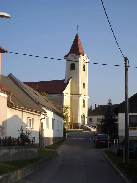 Pfarrkirche hl. Dreifaltigkeit, Hundsheim