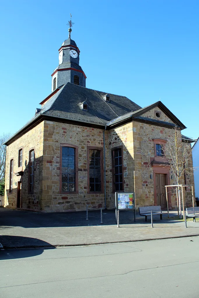 Evangelische Kirche Assenheim, Niddatal, Wetteraukreis, Hessen, Deutschland