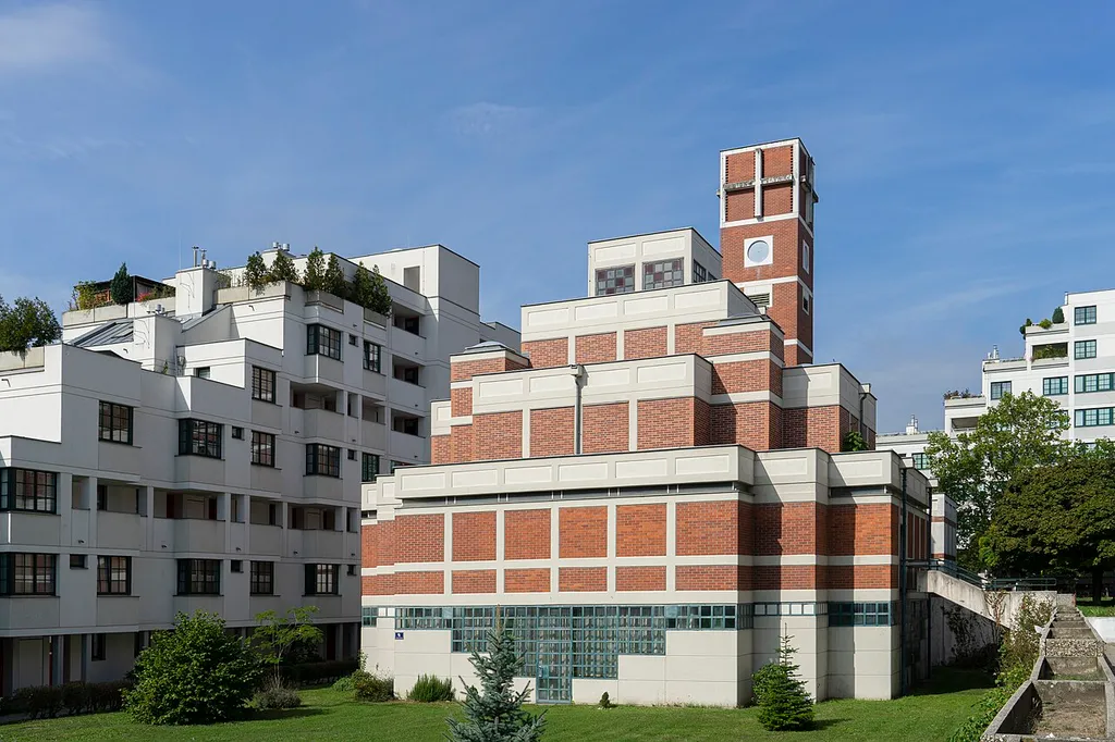 Kath. Pfarrkirche und Seelsorgezentrum Am Schöpfwerk hl. Franz von Assisi