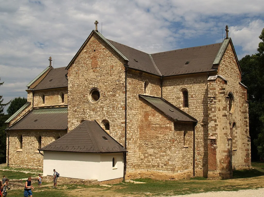 Ciszterci apátsági templom (Nagyboldogasszony) (Bélapátfalva, külterület 0185/1 hrsz. (Bélkő))