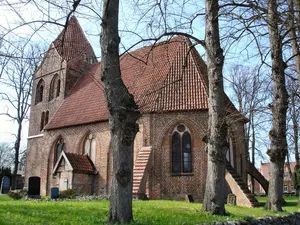 Church in Dorf Mecklenburg