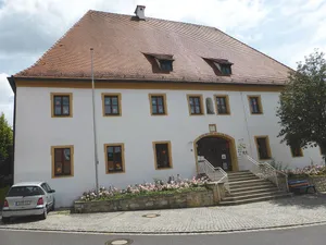 Ehemaliges Forsthaus des Klosters Ensdorf, jetzt katholische Kindergarten