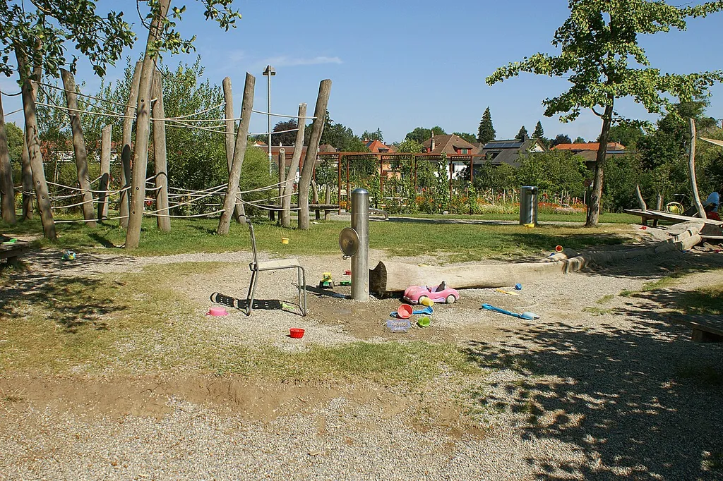 play fountain 1 playground Elfenaupark