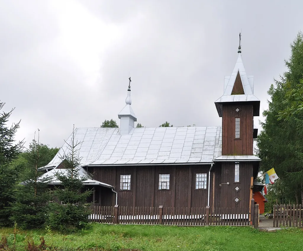 Church in Roztoki Dolne