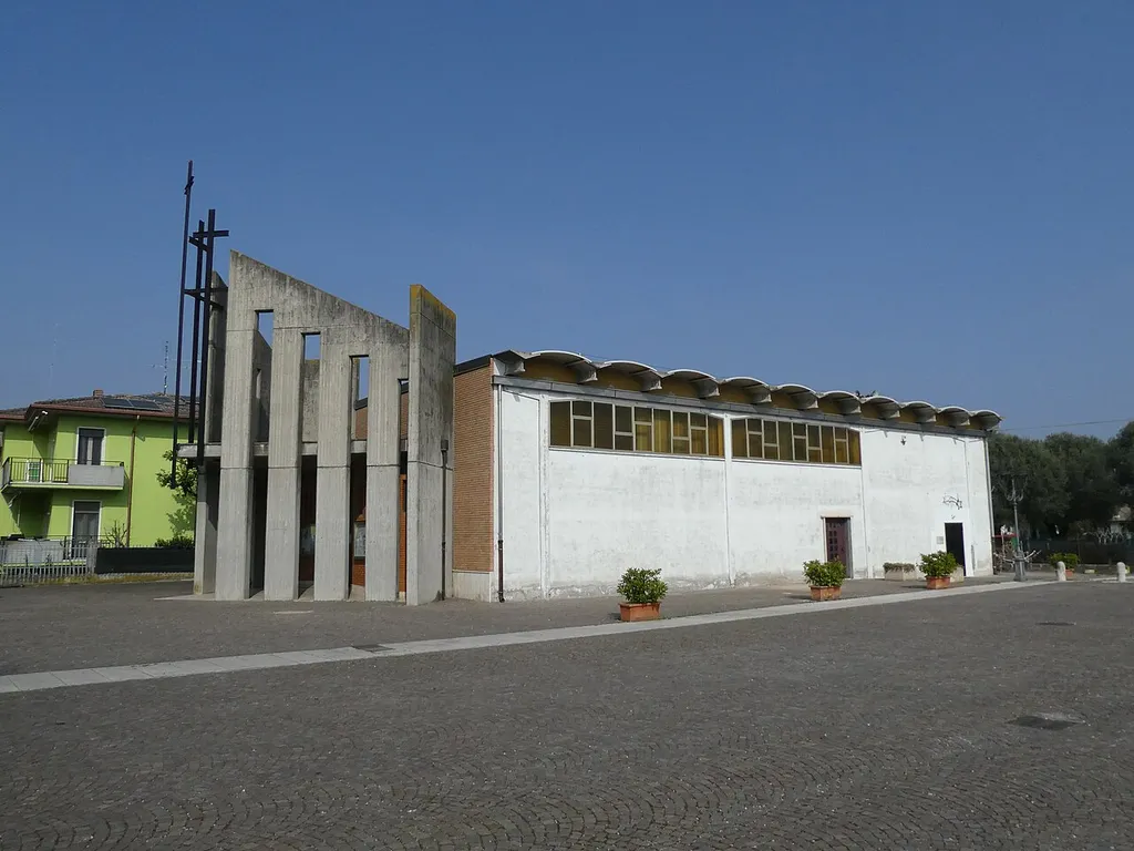 Marchesino (Buttapietra, Veneto, Italy), Holy Redeemer church