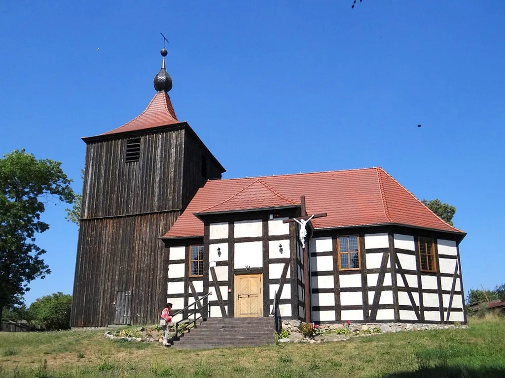 Radzików. Kościół MB Królowej Polski XVIII w.