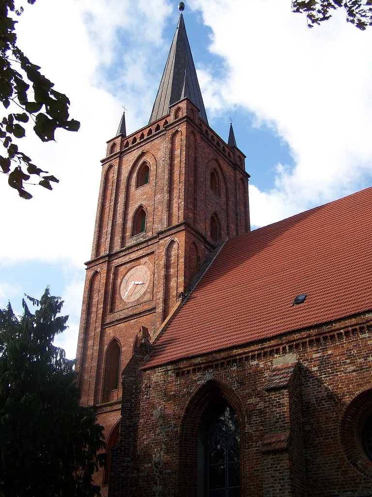 Kirche Gristow, Turm (2009-10-04)