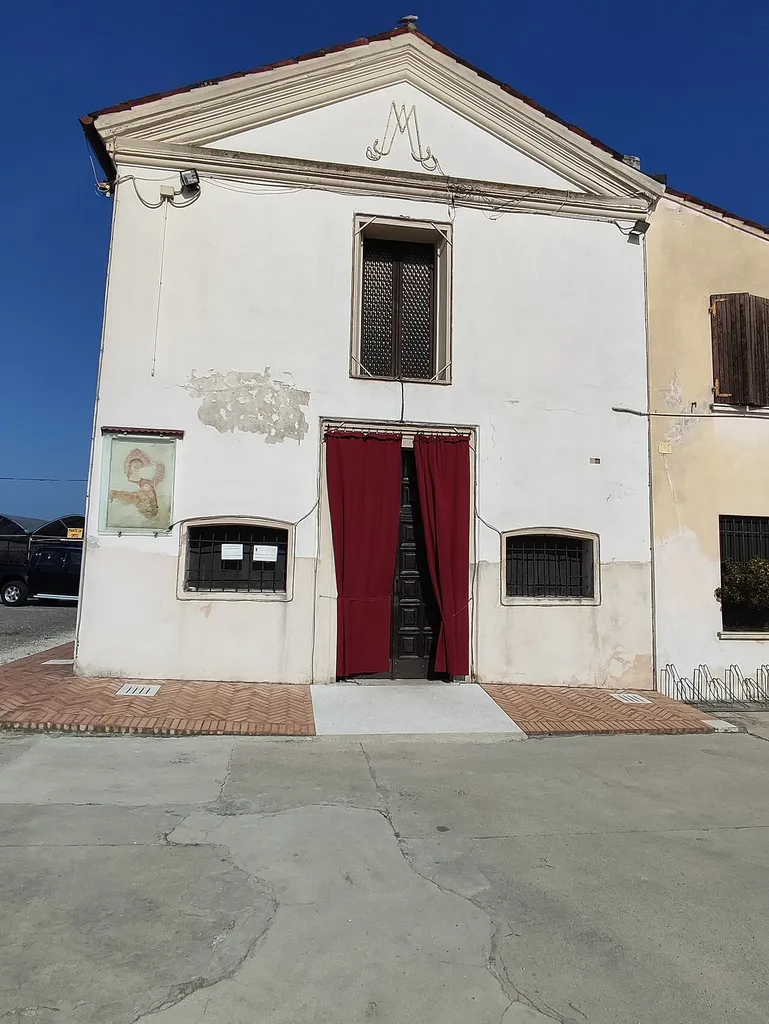 Vista della facciata della Chiesa di Santa Maria in Ripa d'Oglio, 24 Giugno 2025