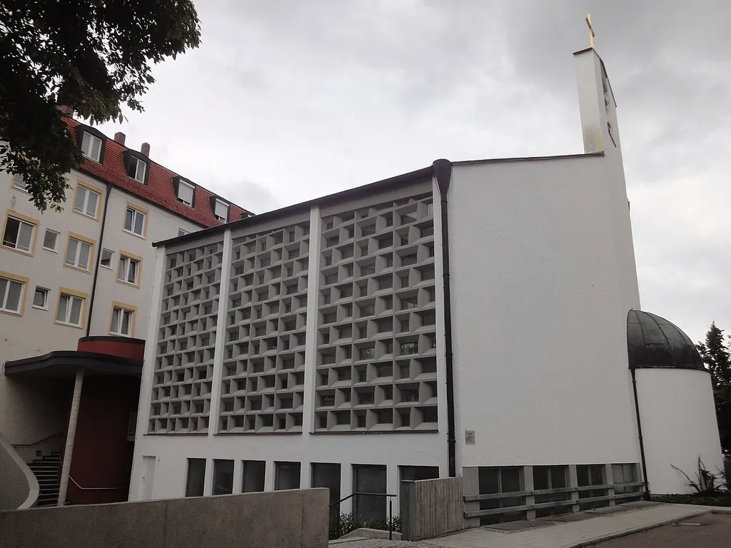 Kardinal-von-Waldburg-Straße 1, Dillingen