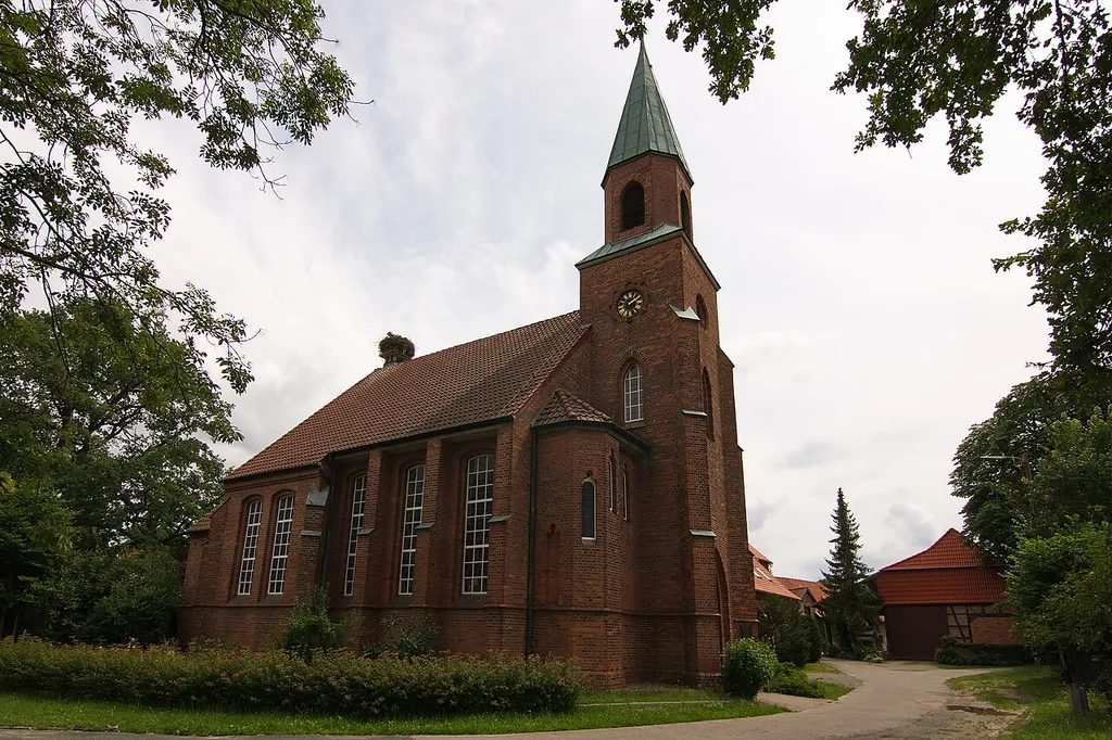 Kirche zum Heiligen Kreuz in Arpke (Lehrte) in Niedersachsen, Deutschland