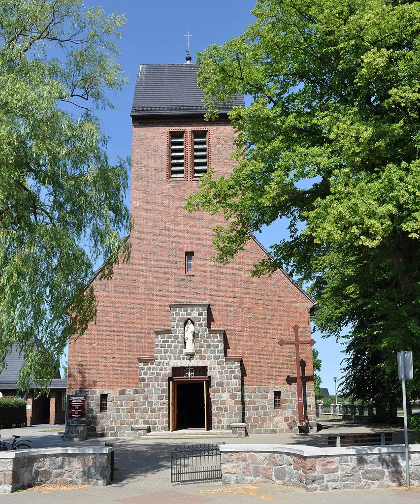 Church in Wierzchucino
